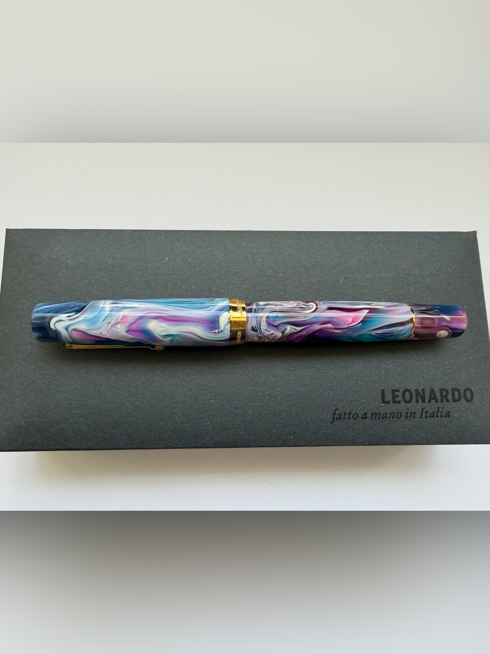 NIP Leonardo Fantasie Momento Magico Fountain Pen Primary Manipulation Lite B